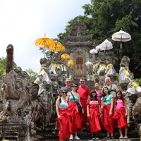 group tour - kehen temple