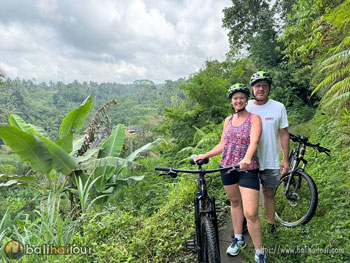joanne - hiking and cycling tour joanne - hiking and cycling tour