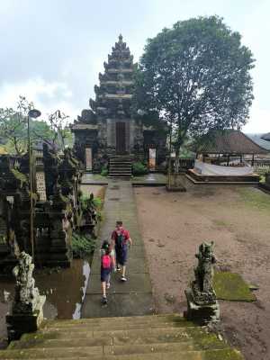 Roberto - Ancient temple