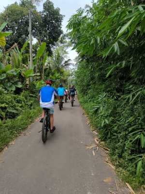Countryside bike ride